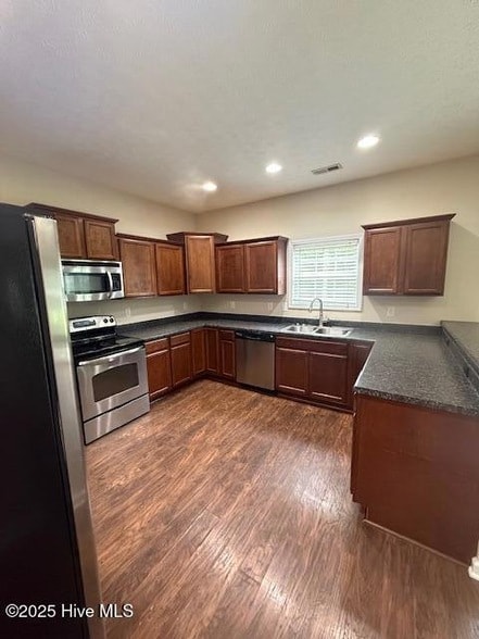 Photo - 419 Lafitte Way