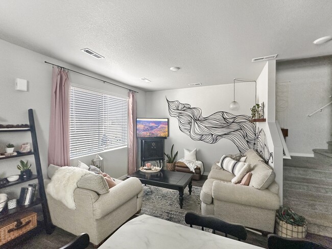 Photo - 260 Pawnee Rd Townhome