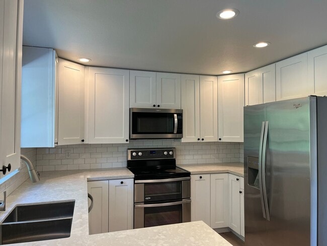 Photo - Beautifully Renovated Gem in Federal Way-Milton