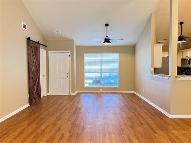 Photo - 631 Stagecoach Dr