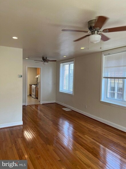 Building Photo - 59 Galveston Pl SW Unit 4
