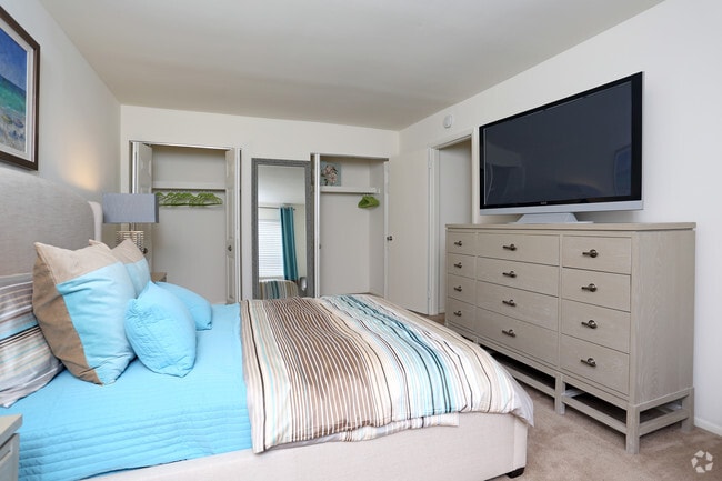 2 Bedroom-1st Bedroom