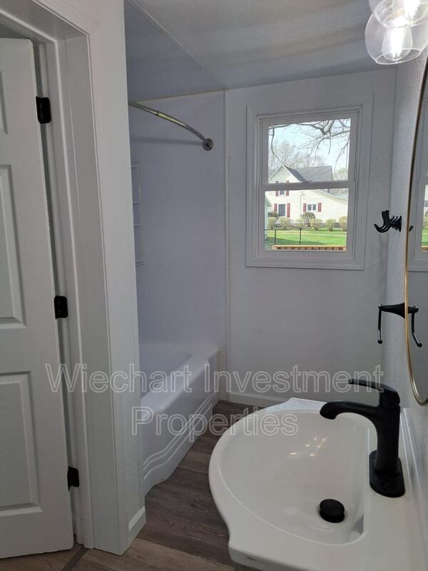 Photo - 358 Cherry St