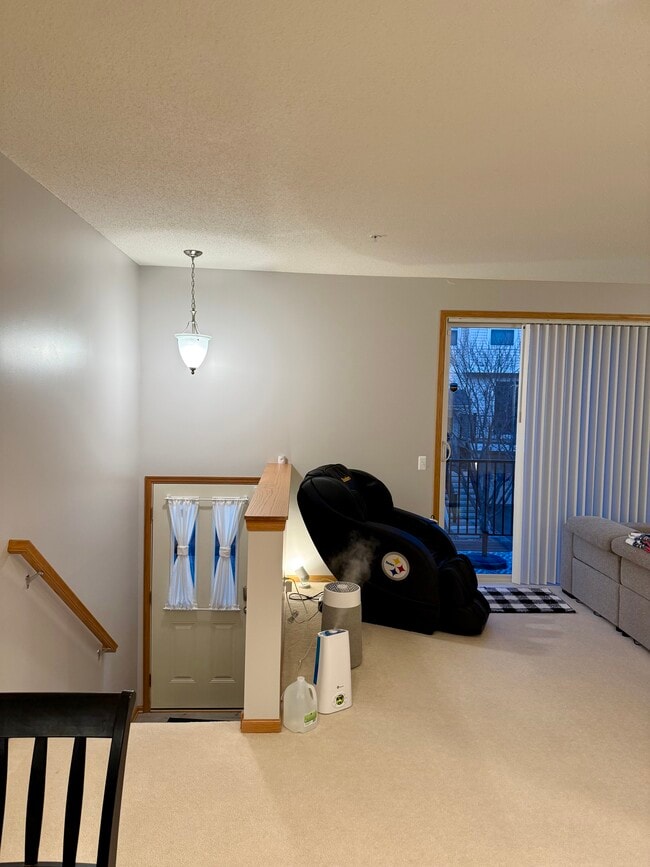 Photo - 2585 136th St W