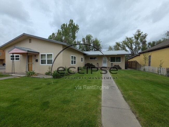 Photo - 729 3rd St