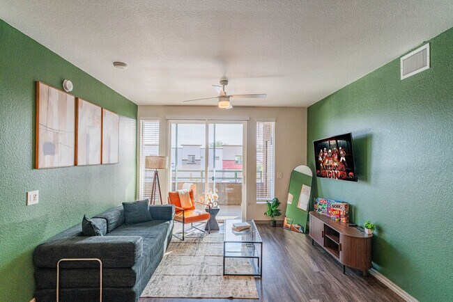 Building Photo - 9600 W Georgia Ave Unit ID1374248P