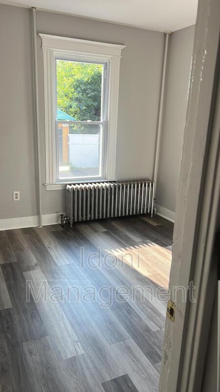 Photo - 79 Baltimore St Unidad 1