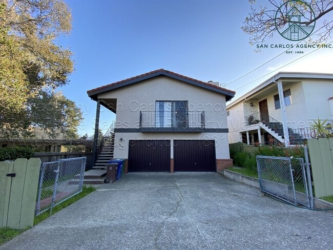 Photo - Three Bed Three Bath Home Walkable to Downtown Monterey