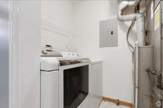 Building Photo - 7965 W 100th Pl Rental