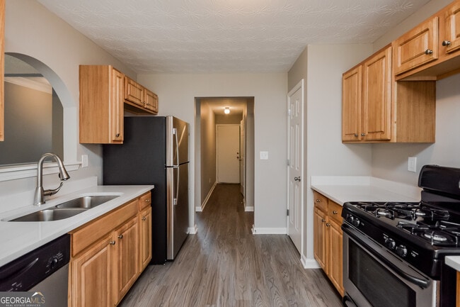 Photo - 10 Zebulon Pl