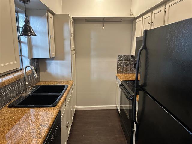 Photo - 3919 Cole Ave Unidad 105