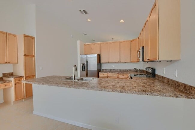 Photo - 1225 E Magnolia Cir