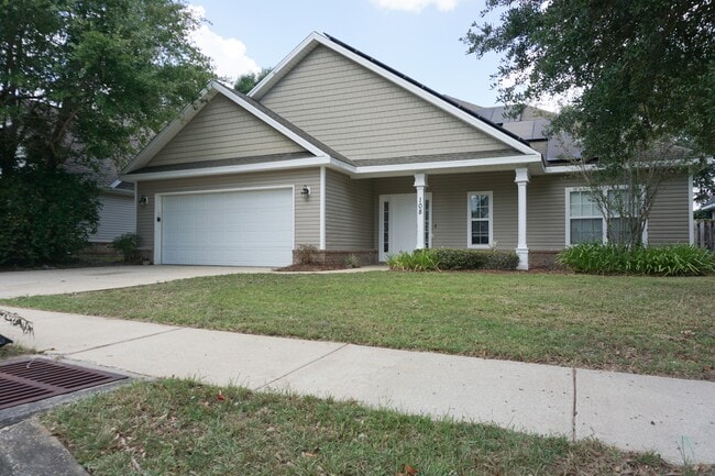 Photo - 108 Creve Core Dr