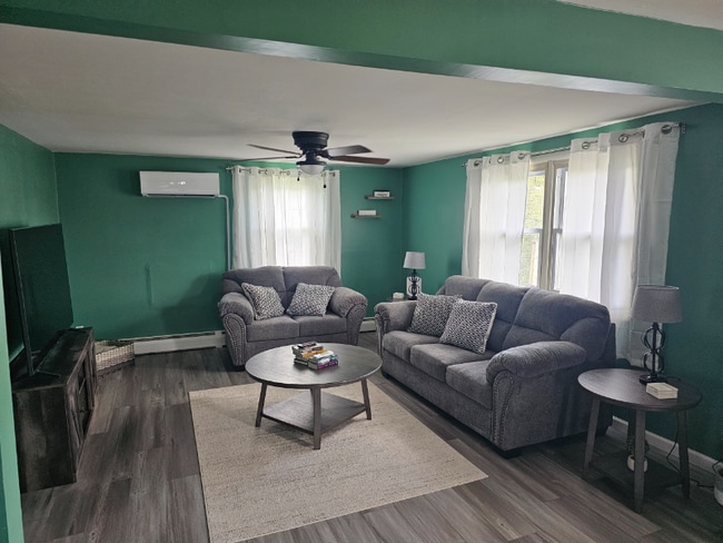 Photo - 323 E 2nd Ave