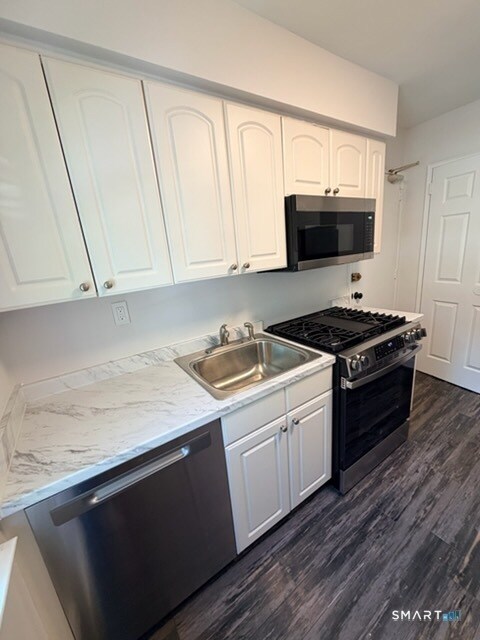 Photo - 250 Glenbrook Rd Unit D