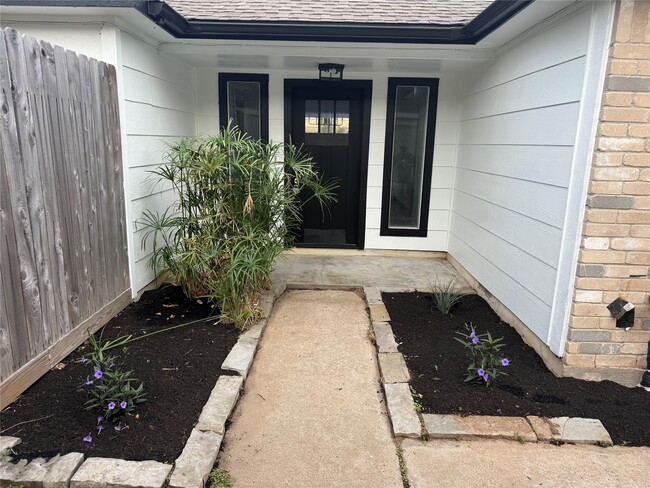 Building Photo - 11935 Firebird Dr