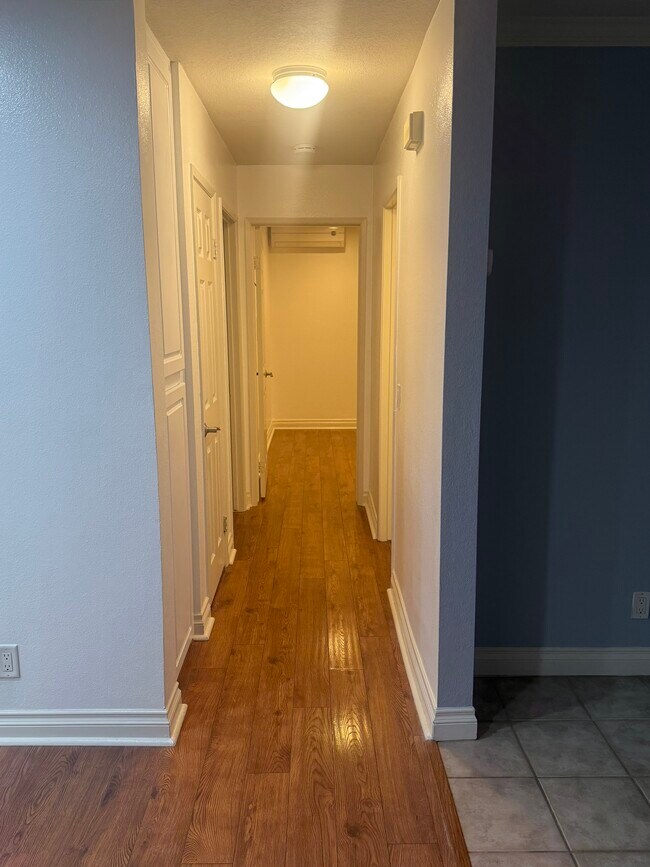 Photo - 3928 Arizona St Unit 4