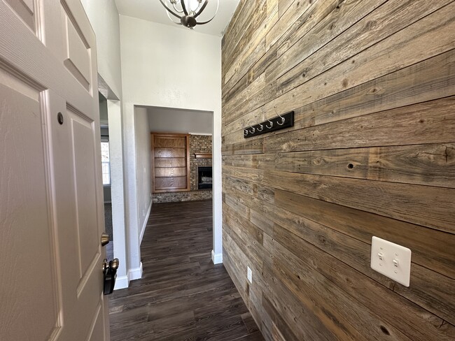 Photo - 13 Woodgate Dr