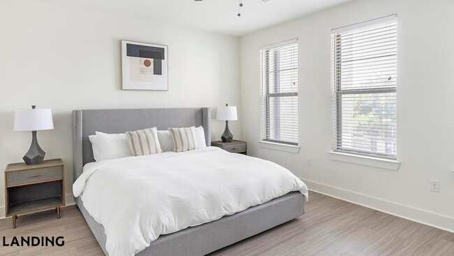 Photo - 5200 White Settlement Rd Unidad 2206