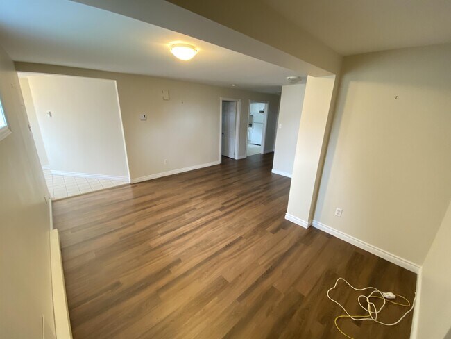 Photo - 18 MacKenzie St