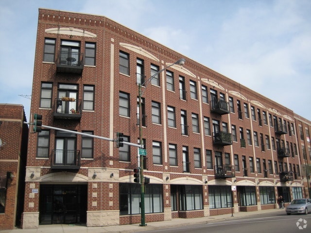 Building Photo - 3755 N Racine Ave Unit 2C Rental