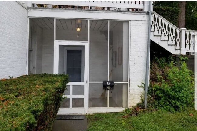 Photo - 342 Fairmont Ave Unit Apt 3