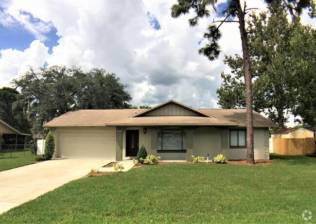 Building Photo - 1927 E Lake Dr Rental