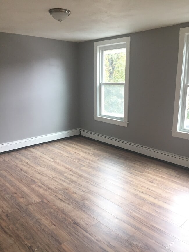 Photo - 33 Poplar St Unit 1R