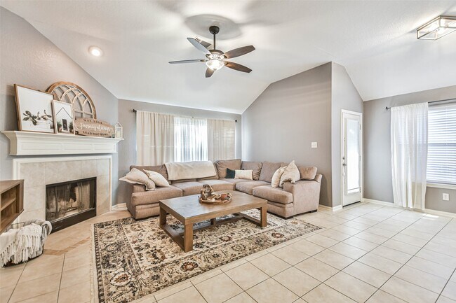 Photo - 4214 Maidenhead Dr