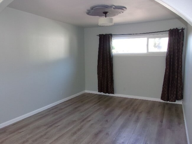 Photo - Northeast Side of Lompoc