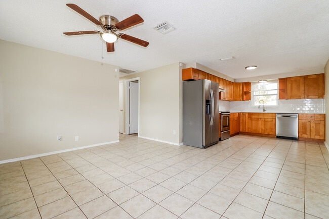 Photo - 3107 Birch Ct