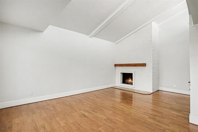 5926 Sandhurst Ln Unit 223