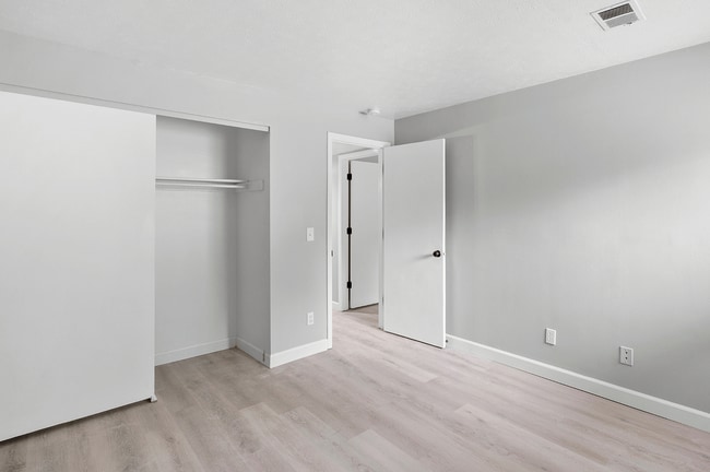 Pisos de madera de vinilo de lujo - Mariemont Woods