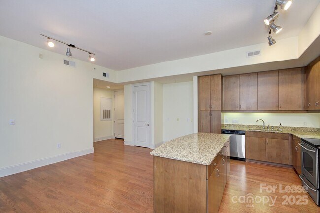 Photo - 4625 Piedmont Row Dr Unit 603