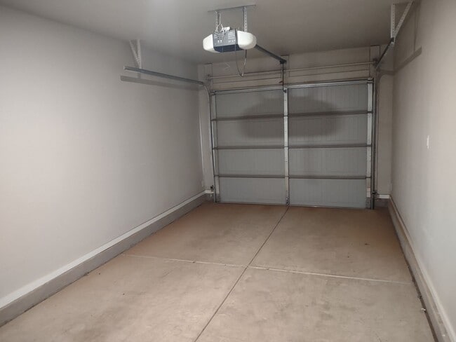 Photo - 2120 N Avenue J Unidad A