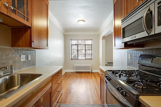 Photo - Park Aire Apartments
