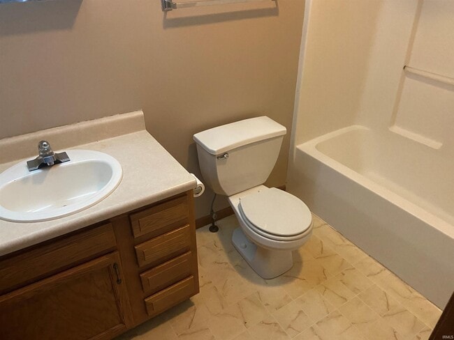 Photo - 2835 Plaza Ln