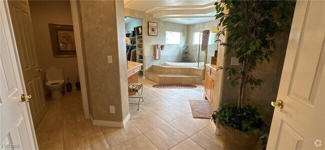 Building Photo - 9905 Fox Springs Dr Rental