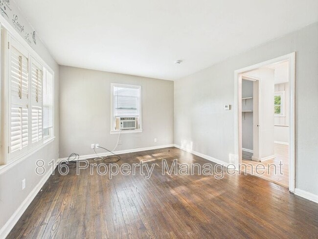 Photo - 6149 Agnes Ave