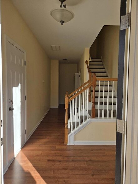 Photo - 120 Linden Park Ln