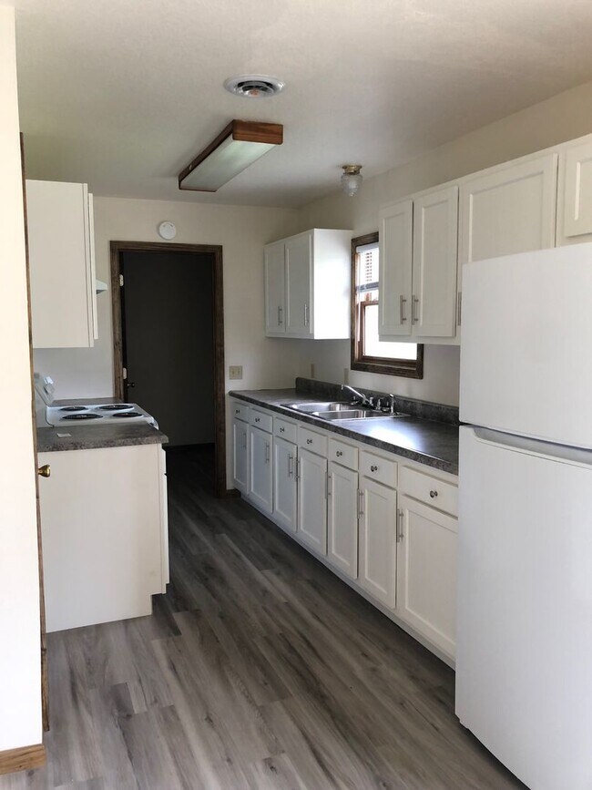 Photo - 2089-MF2-E5 Unit A