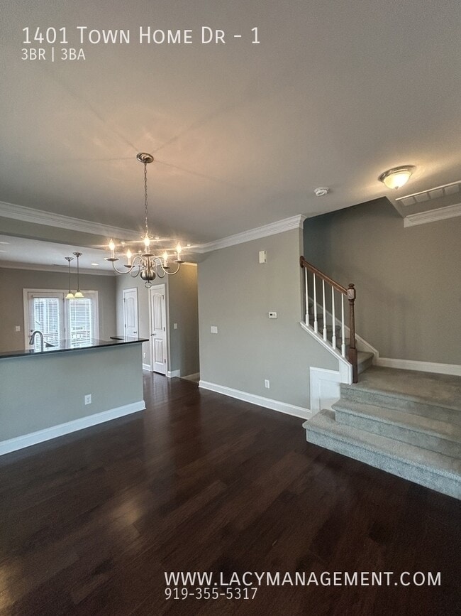 Photo - 1401 Town Home Dr
