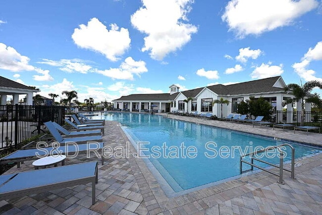 5507 Freesia Dr
