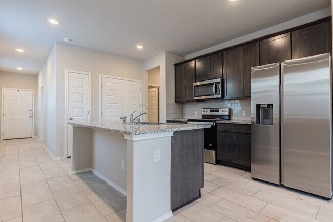 Photo - 10110 Jardin Verde