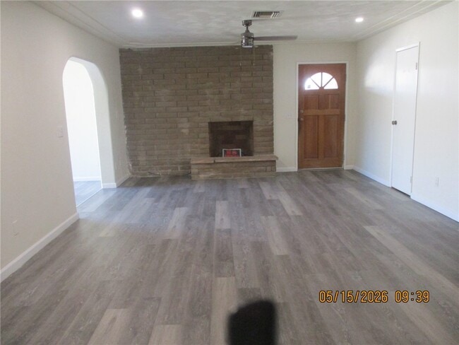 5657 Pasadena Rd