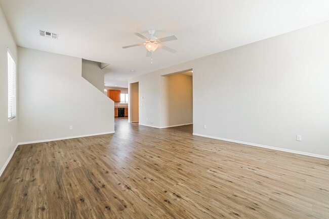 Photo - 38241 W Padilla St