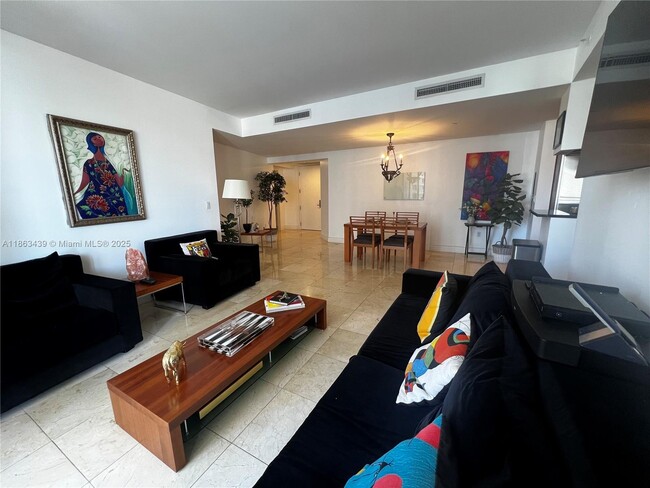 Building Photo - 901 Brickell Key Blvd Unit 1001 Rental