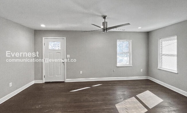 Photo - 155 Rosser St SW