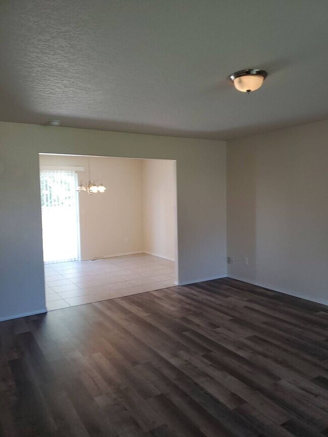 460 Laguna Dr Unidad 460B Laguna Dr
