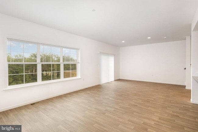 Photo - 7880 Briarwood Dr